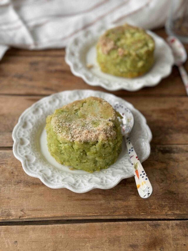 Budín de brócoli relleno de queso